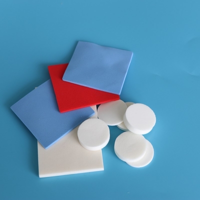 Cleanroom nettoyant l'absorptivité élevée d'unité centrale de mousse de taille faite sur commande douce de feuille