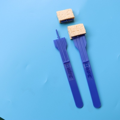 La collection de spécimen élevée d'éponge d'absorptivité tamponne le bâton monté
