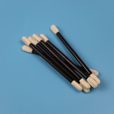 Le double Cleanroom fini d'astuce de mousse de poignée noire tamponnent non pelucheux