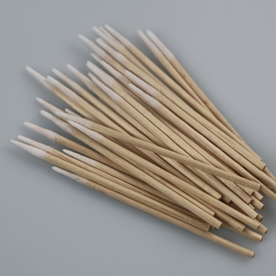 Coton-tige biodégradable de coton-tige pointu par bâton en bois pour industriel