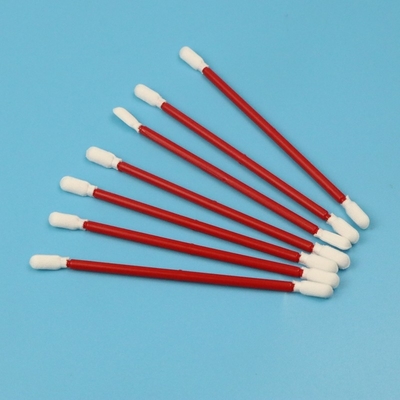 Écouvillon résistant dissolvant non pelucheux de Cleanroom incliné par polyester de tergal avec la poignée rouge