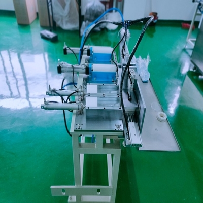 Machine automatique de lavage de coton en acier inoxydable Couleur naturelle électrique 100 écouvillons par minute Capacité