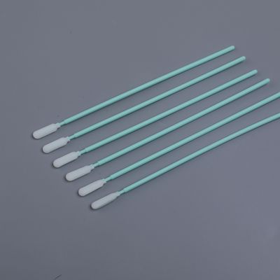 Écouvillon en mousse de 165 mm de long avec poignée rigide pour un nettoyage des fentes non pelucheux