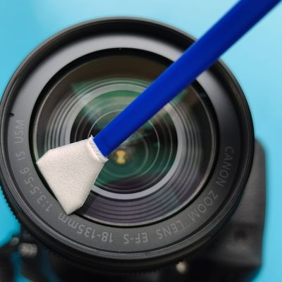 Swab de nettoyage en microfibre enveloppé individuellement avec capteur à double extrémité Swab APS-C Swab de nettoyage par caméra avec poignée bleue