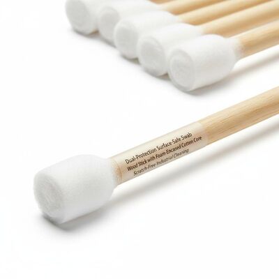 Swab à double protection pour les surfaces sûres: bâton de bois avec noyau en coton enveloppé de mousse pour un nettoyage industriel sans rayures