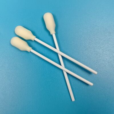 Couvercle en mousse à base de bâtonnet en PP blanc jetable Couvercle en mousse à base de bâtonnet en sponge de coton pour les tests médicaux
