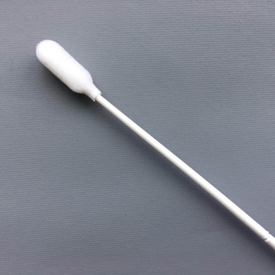 Écouvillons oraux jetables de mousse, écouvillons médicaux de mousse avec le bâton blanc de pp