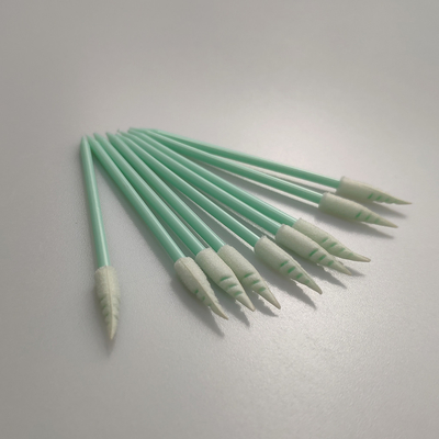 Pp protégés de la poussière collent la spirale d'écouvillon de mousse de Cleanroom ont dirigé la tête