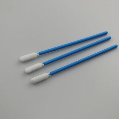 le nettoyage industriel non pelucheux de mousse de 93mm tamponne la poignée bleue de bâtons