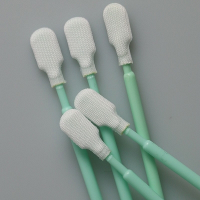 Le Cleanroom d'astuce de polyester tricoté longue par poignée tamponnent non pelucheux