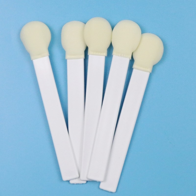 145 mm Bande blanche en PP 30 mm Grosse tête ronde Bande d'éponge en mousse médicale Swab applicateur