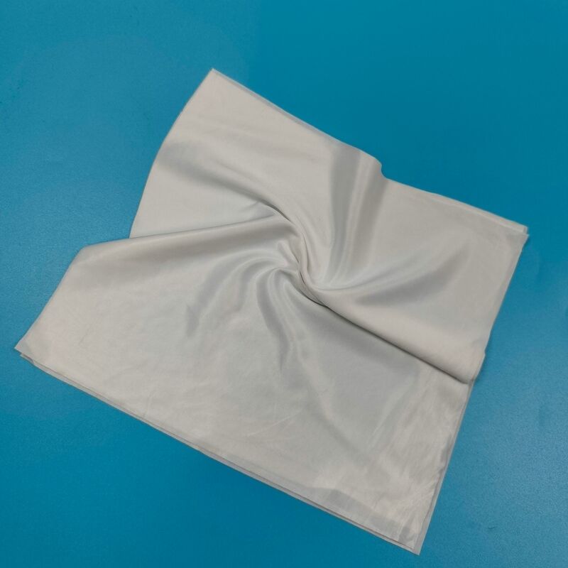 Chiffon en microfibre Non tissé non pelucheux, lingette de nettoyage électronique, lingettes en microfibre pour salle blanche pour le nettoyage des lentilles, 120g